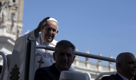 #RELIGIONES:  | El Papa pide confiar en las #mujeres, 