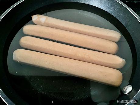 Completo, el “hot dog” líder del casual food chileno