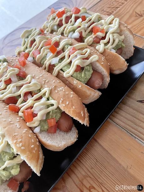 Completo, el “hot dog” líder del casual food chileno