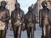 estatuas recuerdan figuras rock todo mundo