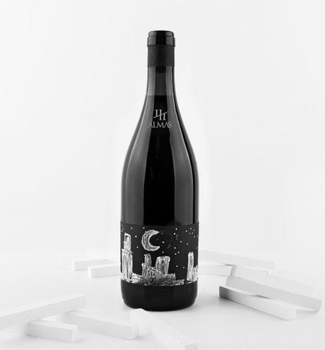 El mensaje y unas botellas.