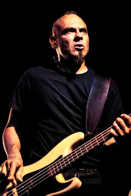 Efemérides del Rock y Heavy Metal: Que pasó un 24 de Abril