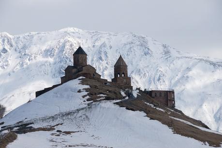 iglesia de guergeti visita a kazbegi