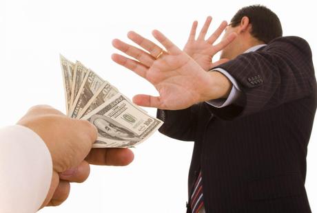 Un Aviso Oportuno (Ni se te ocurra) Un Aviso Oportuno (Ni se te ocurra)