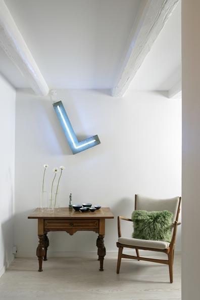 tejado de paja tazas colores pantone sofa eliersen sillas de oficina ruedas silla 7 con reposabrazos silla 7 arne jacobsen rústico moderno reloj pared arne jacobsen papelera vipp mural mapa mundi decoración muebles de madera maciza muebles de diseño mesas nido bo concept le cruiset cazuelas rojo lámparas de diseño le klint frigorífico smeg crema estilo nórdico modernos estanterías montana diseño danés decoración de interiores decoración casas de campo decoración casa del pueblo cocina moderna cocina madera maciza chimenea de interior alfombra piel antílope 