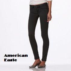 Todos los looks de Selena Gómez en los Premios MTV Europe 2011