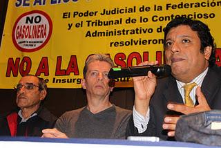 Vecinos ganaron todo contra gasolinera; hoy esperan sea ordenada su demolición por el GDF.