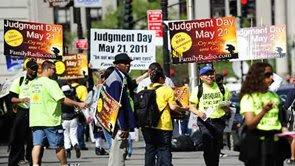 Creyó en el fin del mundo y regaló toda su fortuna