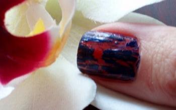 El cracking o lo último en maquillaje de uñas