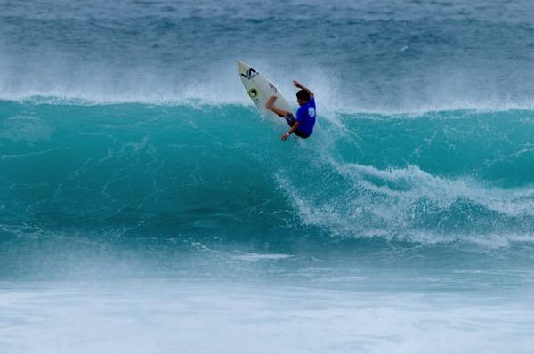 Ezekiel Lau gana el HIC Pro Sunset Beach 2011