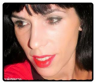 Vestidos atemporales y el ROUGE de Kate Moss