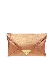 Clutch piramidal con cierre metálico de ASOS