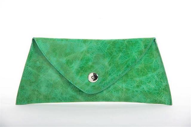 Katty Miyoko - Primavera verano 2012  Marroquinería con diseño de vanguardia