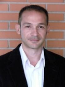 Reseña EL CONSTRUCTOR DE PIRÁMIDES