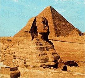 Reseña EL CONSTRUCTOR DE PIRÁMIDES