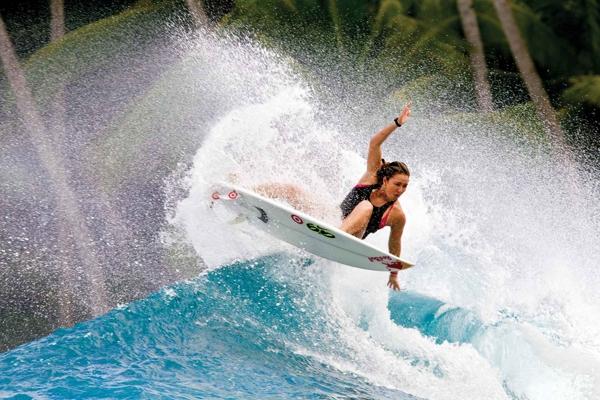 Carissa Moore será wildcard en la Vans Triple Crown of Surfing 2011