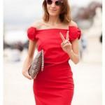 Alexia Chung con Valentino clutch Alexia Chung con Valentino clutch