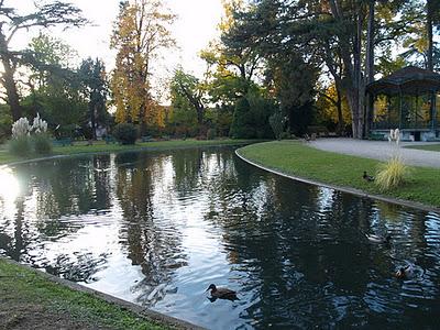 Jardín Massey en Tarbes Jardín Massey en Tarbes