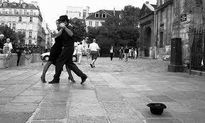 el TANGO que NOS vienE