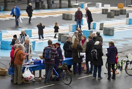 People at Stortorget