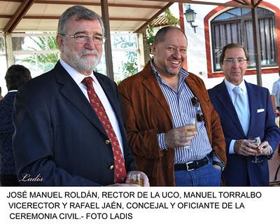 LADIS Y ANA:  PINCELADAS TAURINAS DE UNA BODA MUY TORERA