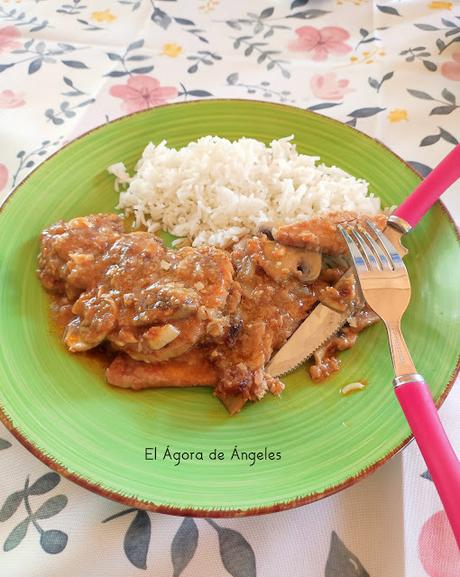 Fricandó de ternera Fricandó de ternera El Ágora de Ángeles