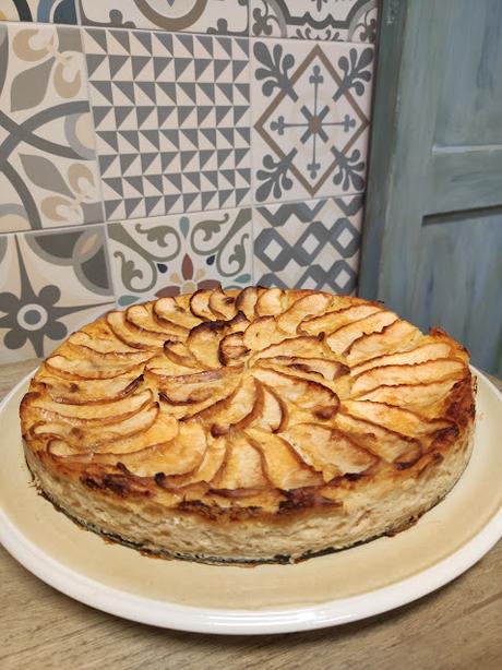 FALSO PASTEL DE MANZANA