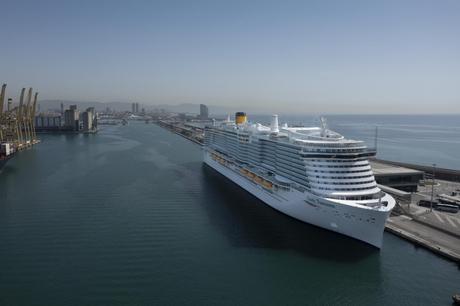 Barcelona prevé recibir unos 900 cruceros con turistas en 2023