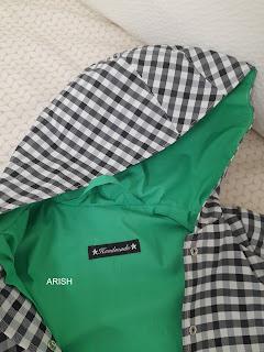 GABARDINA Y PARKA DE NIÑA