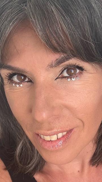 zoom ojos El rescate de ABRIL, 2023: Look GRÁFICO 02