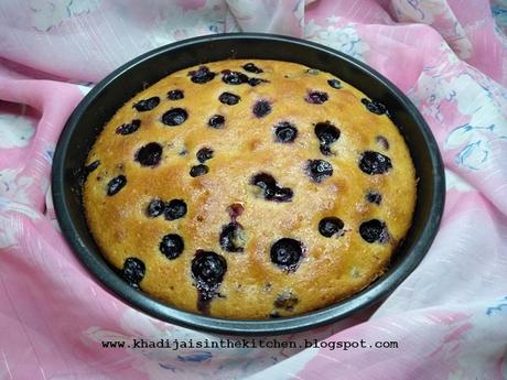 GÂTEAU AU CITRON VERT ET AUX BLEUETS / LIME BLUEBERRY CAKE / BIZCOCHO DE LIMA Y ARÁNDANOS / كيكة التوت الازرق و الليمون الاخضر