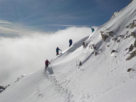 La mesa de los tres reyes