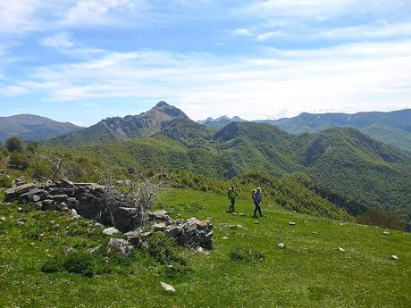 Circular al Tiatordos desde Taranes
