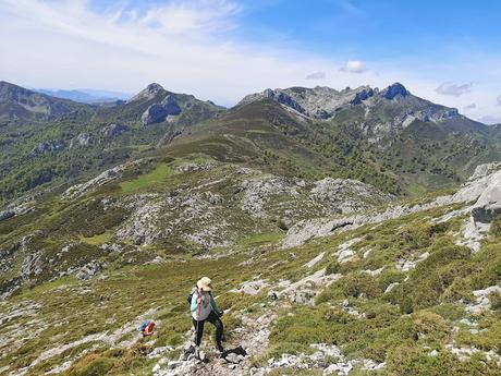 Circular al Tiatordos desde Taranes
