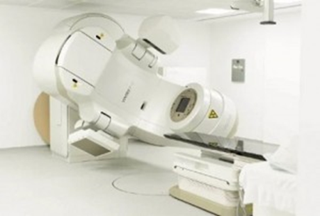 CÓMO FUNCIONA UN ACELERADOR LINEAL Y PARA QUÉ ENFERMEDADES SE UTILIZA