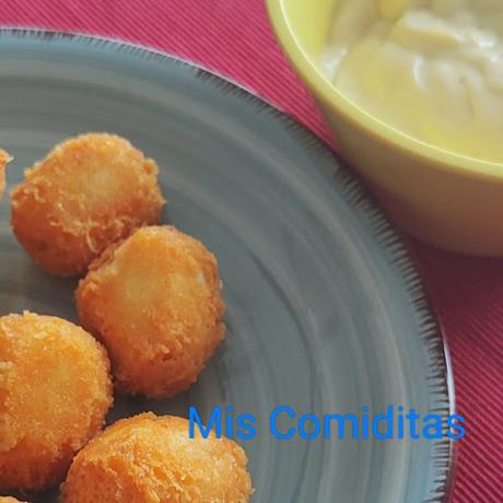HUEVOS DE CODORNIZ REBOZADOS CON MAYONESA DE CURRY HUEVOS DE CODORNIZ REBOZADOS CON MAYONESA DE CURRY