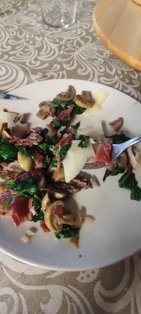 CHAMPIÑONES CON ESPINACAS