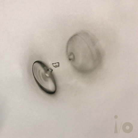 Peter Gabriel Sencilo - Four Kinds of Horses (Bright-Side Mix) Peter Gabriel Sencilo - Four Kinds of Horses (Bright-Side Mix)