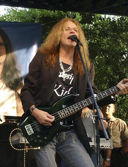 Efemérides del Rock y Heavy Metal: Que pasó un 06 de Mayo