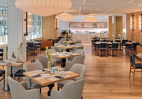 Madrid se disfruta en la terraza El Cielo de Alcalá (y su hotel)