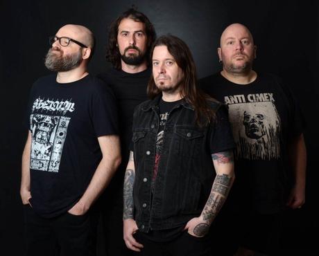 Avern Banda Metal Extremo