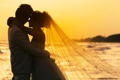 Tendencias en trajes y vestidos de novia