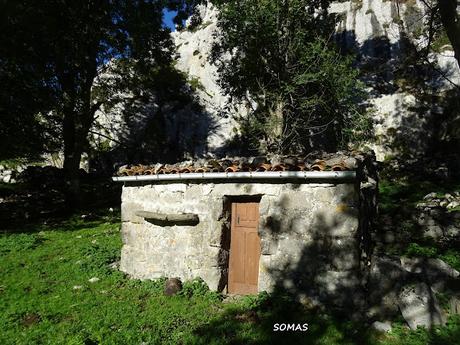 Arenas de Cabrales-Canal de Somas-Portudera-La Calzada de Caoru