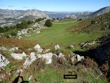 Arenas de Cabrales-Canal de Somas-Portudera-La Calzada de Caoru