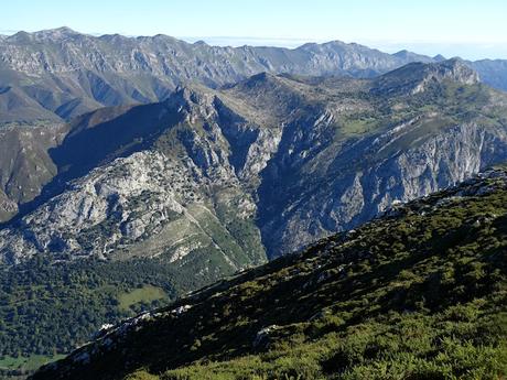 Arenas de Cabrales-Canal de Somas-Portudera-La Calzada de Caoru