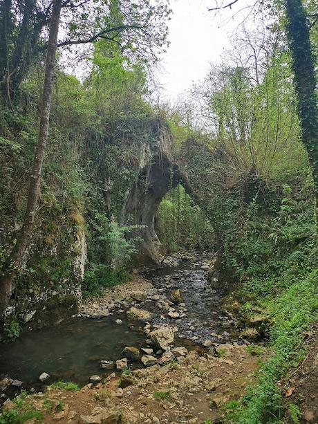 Los Covarones de Tuernes (Llanera)