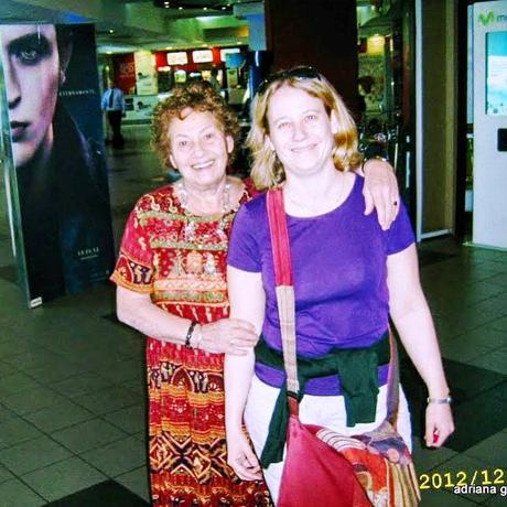 Los hijos del retorno chileno : presos de la memoria familiar del exilio, ausentes de la historia