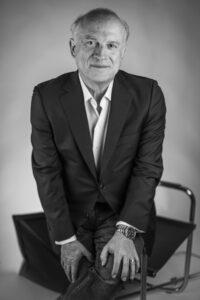 LA TARÁNTULA ROJA - ENRIQUE VAQUÉ