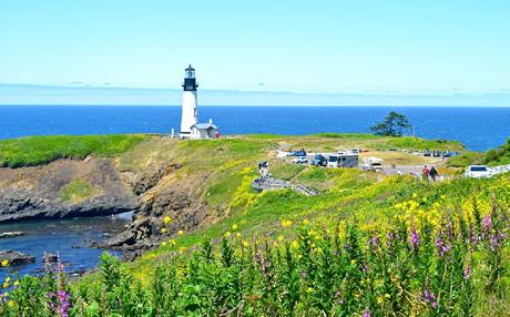 20 atracciones turísticas mejor valoradas en Oregón Faro de Yaquina Head