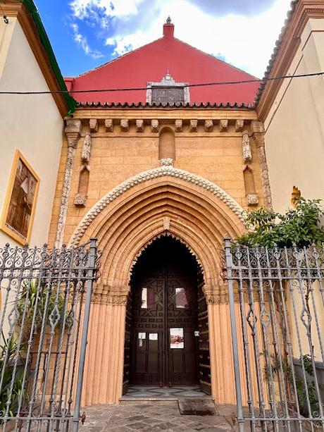 La iglesia de San Juan de la Palma (2): la entrada principal de la calle Feria.